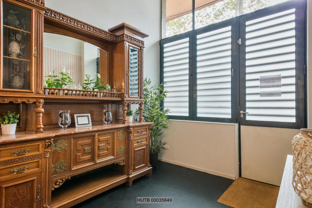 Alcam Les Corts Apartment Barcelona Exterior foto