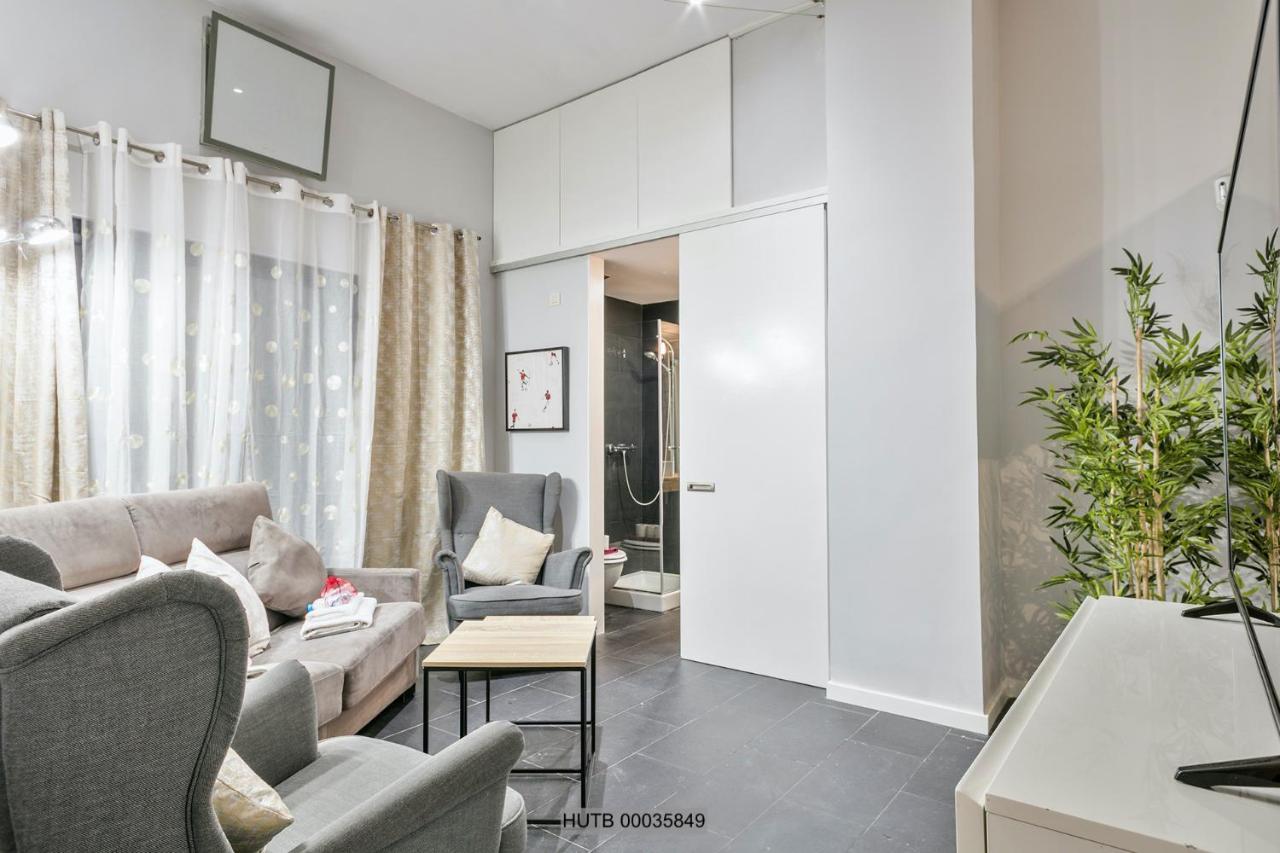 Alcam Les Corts Apartment Barcelona Exterior foto