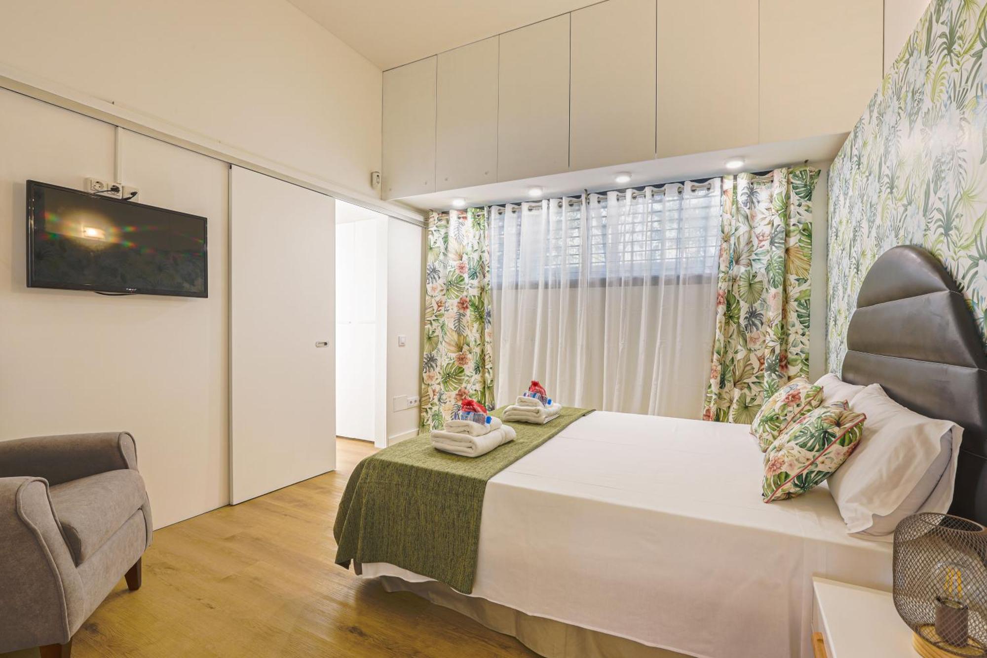 Alcam Les Corts Apartment Barcelona Exterior foto