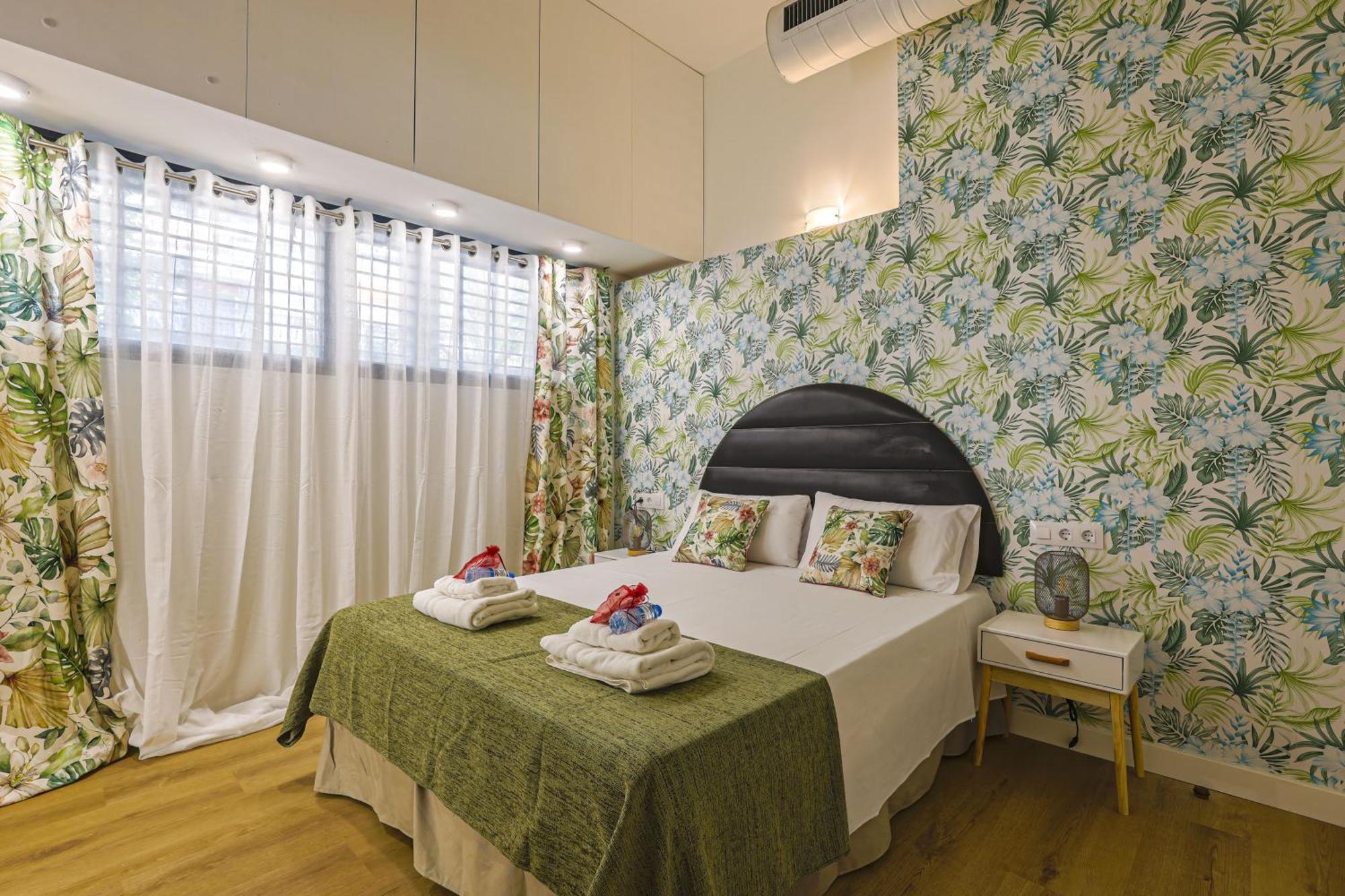Alcam Les Corts Apartment Barcelona Exterior foto